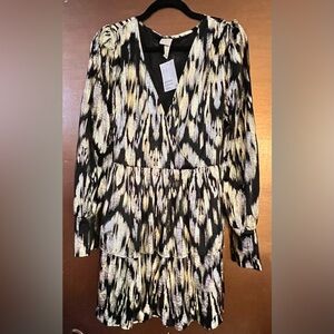 H&M dress gold foil jacquard textured tiered mini long sleeved black